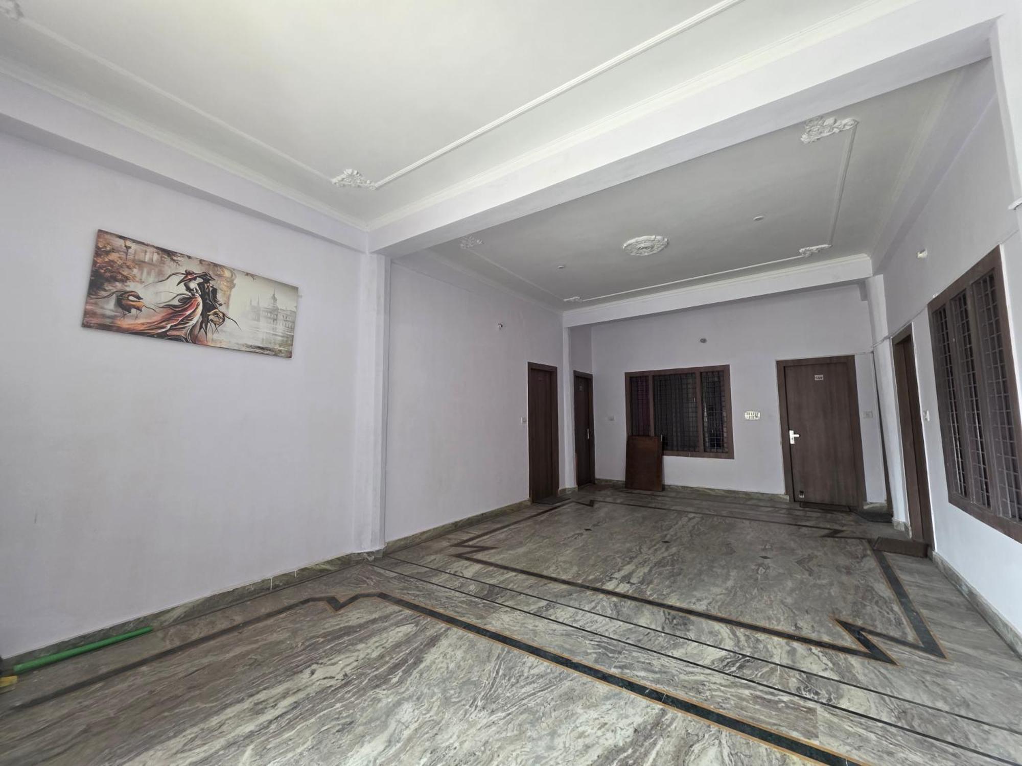 Siddhi Vinayak Hotel And Banquet Bhimtal Bagian luar foto